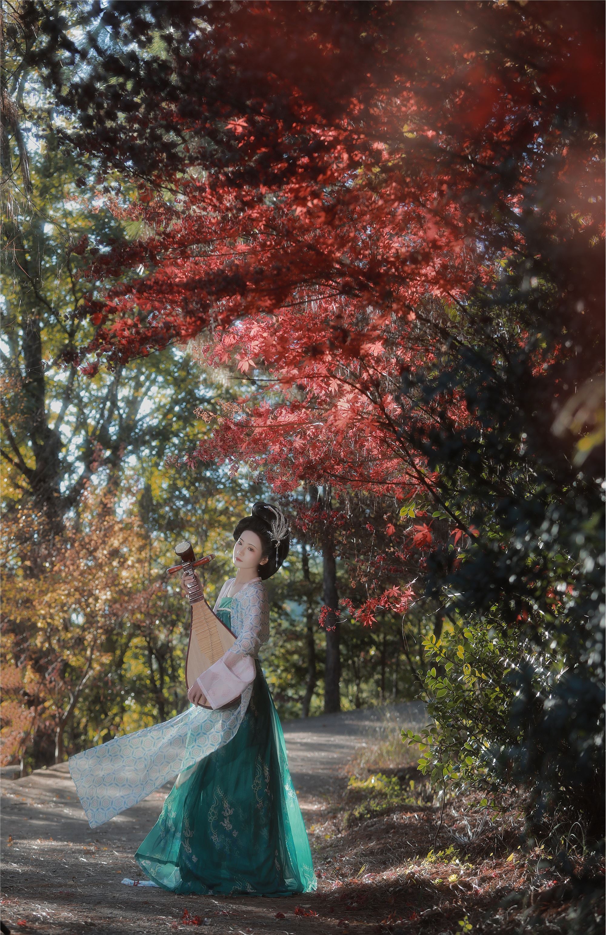 YITUYU艺图语 2025.01.25 橙黄橘绿时 瑜瑾